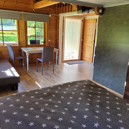 Paeivaekulma Villa Naantali Bagian luar foto