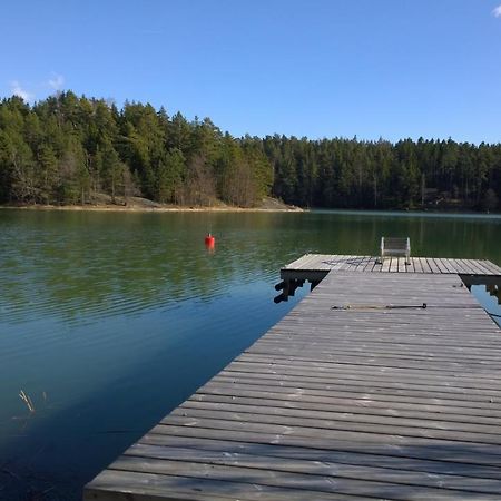 Paeivaekulma Villa Naantali Bagian luar foto